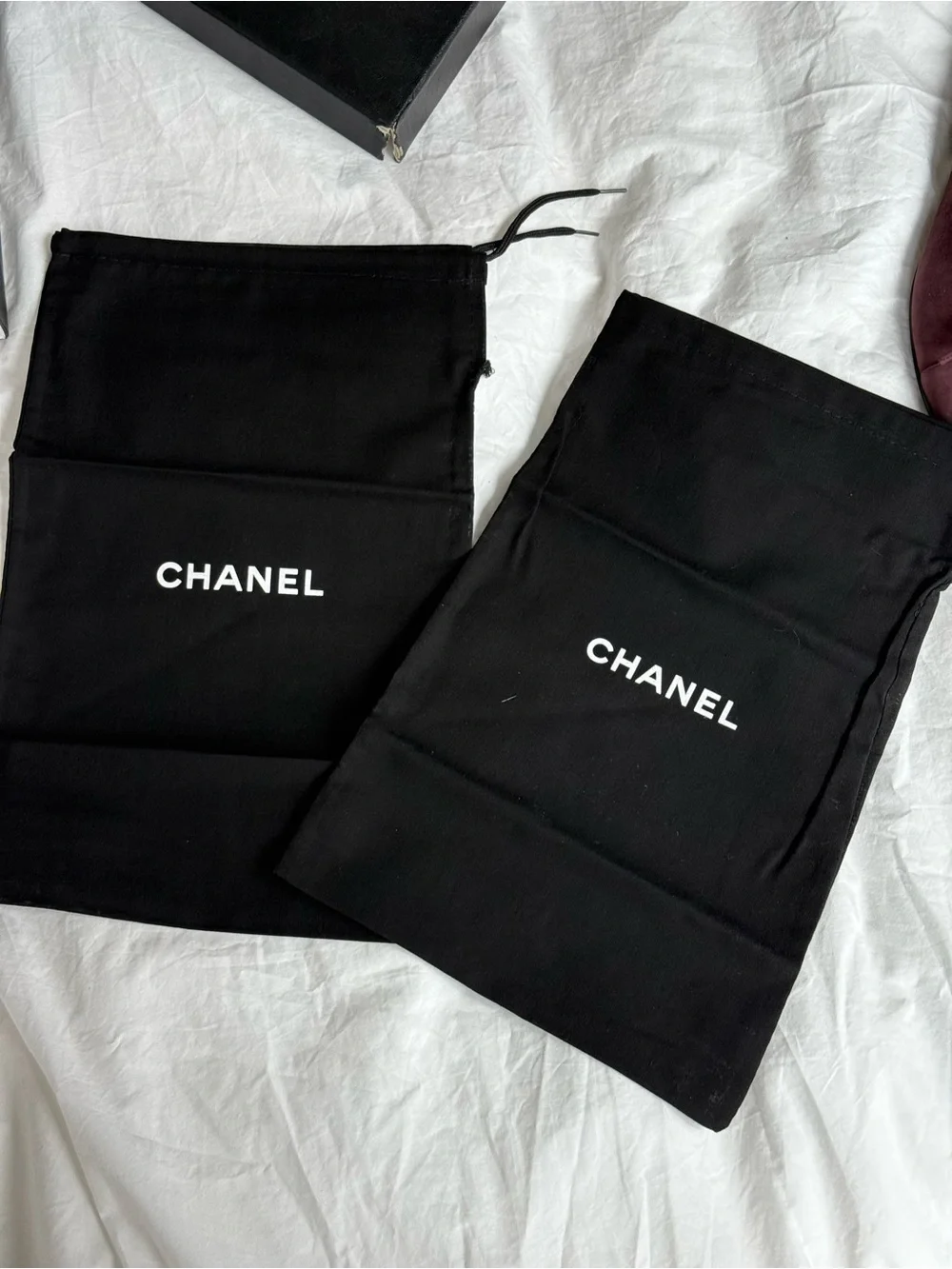 SOLD！CHANEL Burgundy Suede Bow Ballet Flats